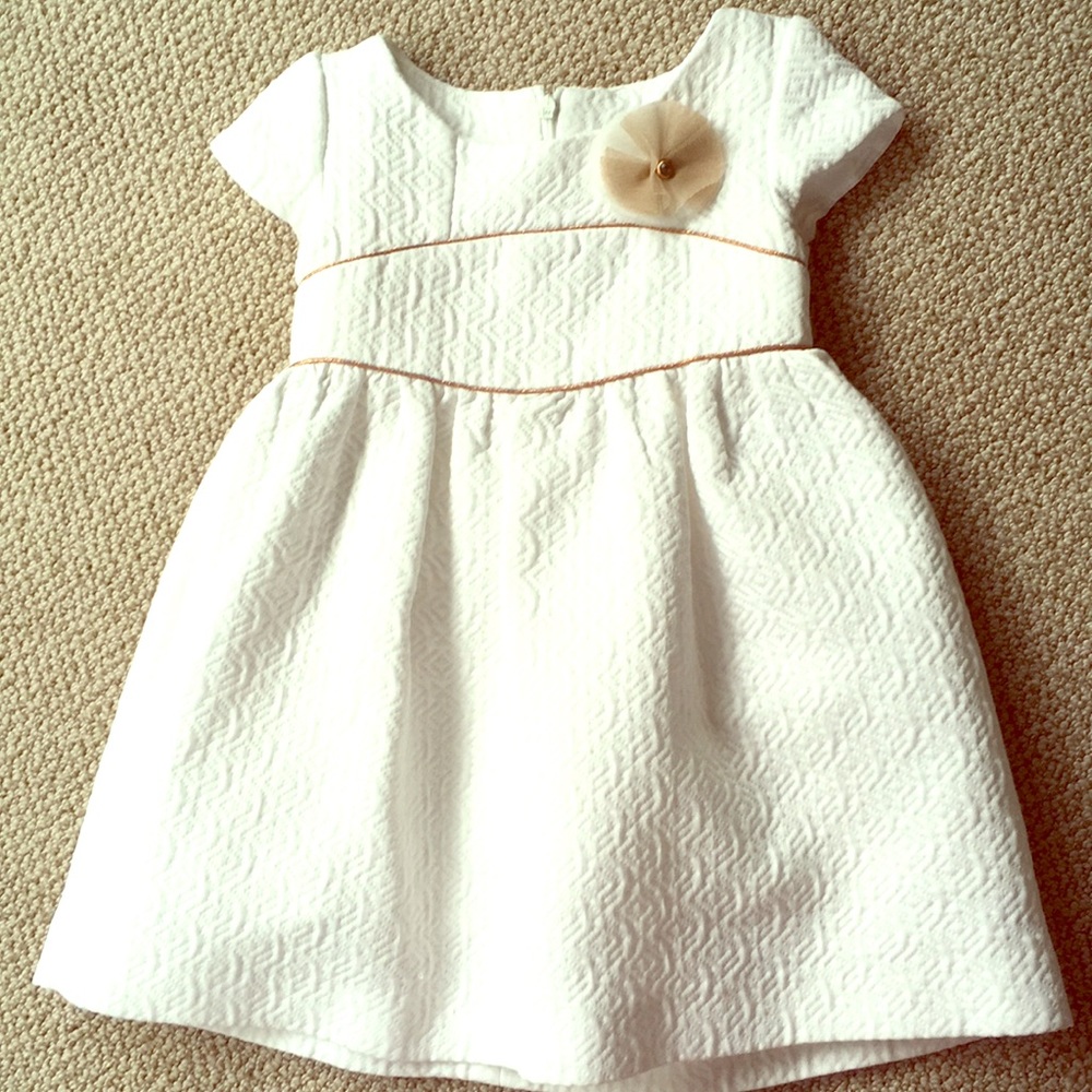 Beautiful jacquard white 3-4T Zara girls dress